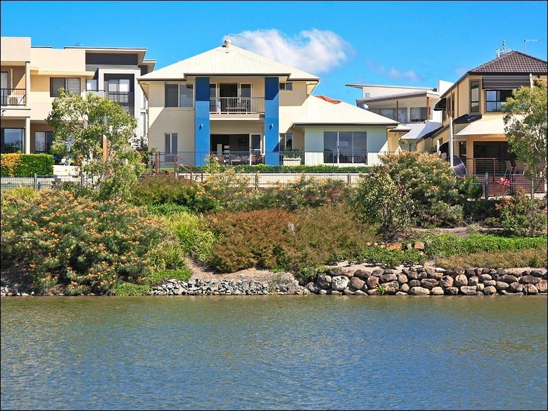 26 Bayswater Avenue, Varsity Lakes QLD 4227