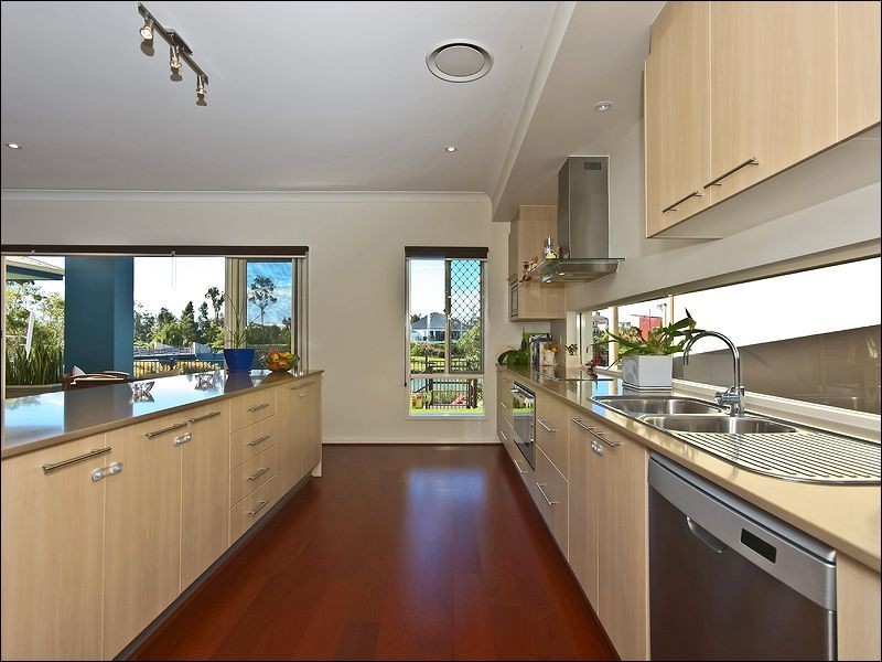 26 Bayswater Avenue, Varsity Lakes QLD 4227