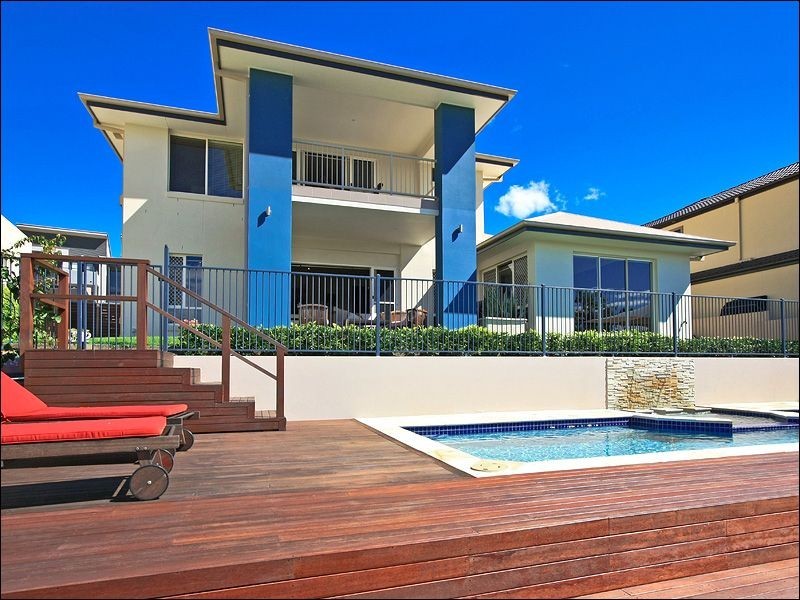 26 Bayswater Avenue, Varsity Lakes QLD 4227