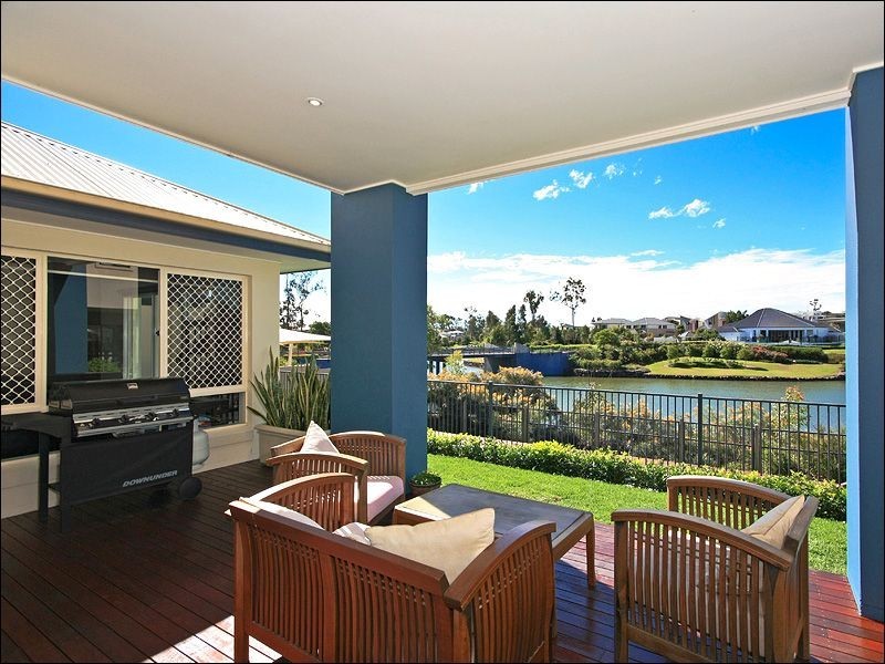 26 Bayswater Avenue, Varsity Lakes QLD 4227