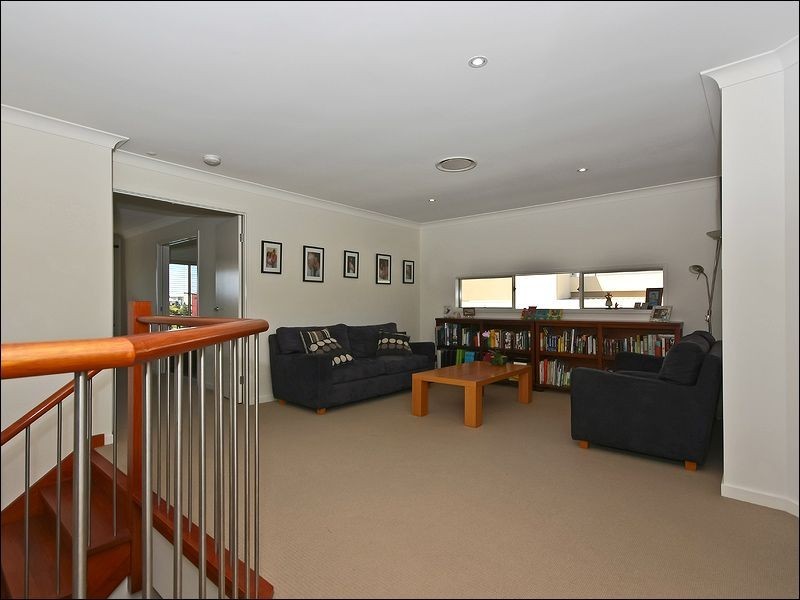 26 Bayswater Avenue, Varsity Lakes QLD 4227