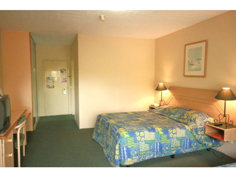 103/2007 Gold Coast Highway, Miami QLD 4220