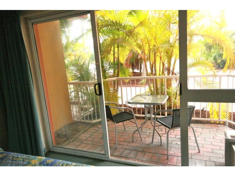 103/2007 Gold Coast Highway, Miami QLD 4220