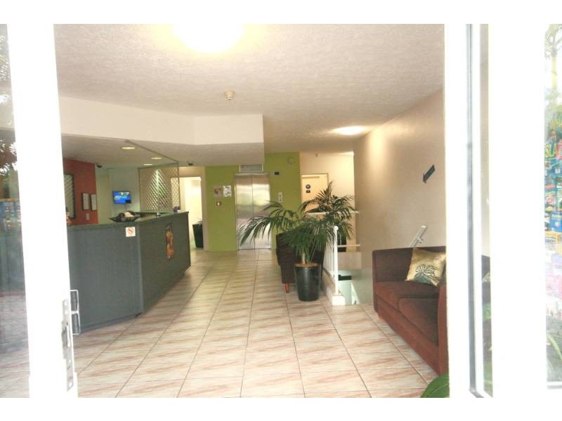 103/2007 Gold Coast Highway, Miami QLD 4220