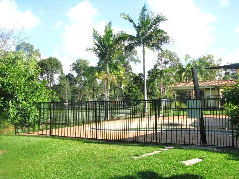 22/5 Greenlands Drive, Varsity Lakes QLD 4227