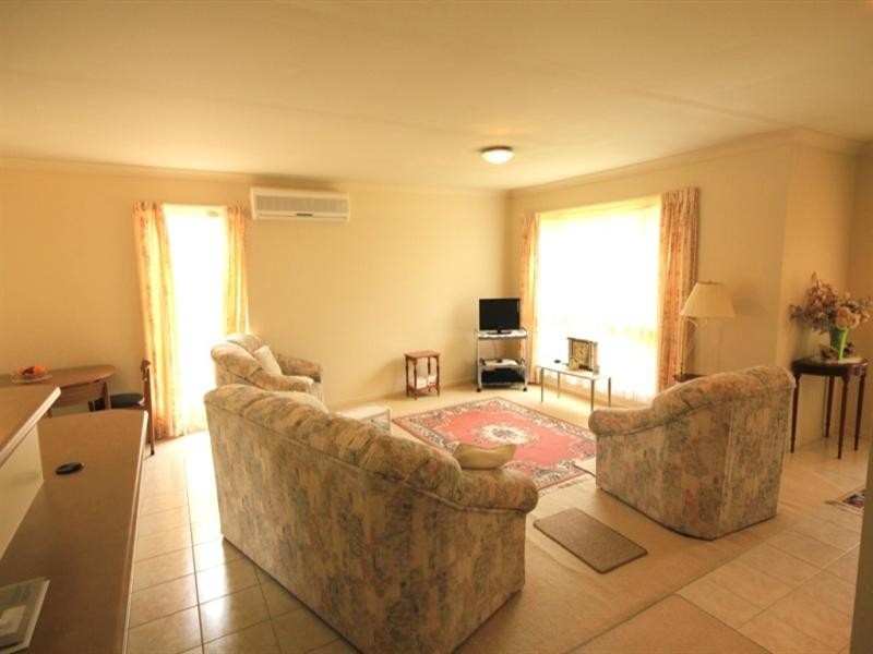 37 Swanton Drive, Mudgeeraba QLD 4213