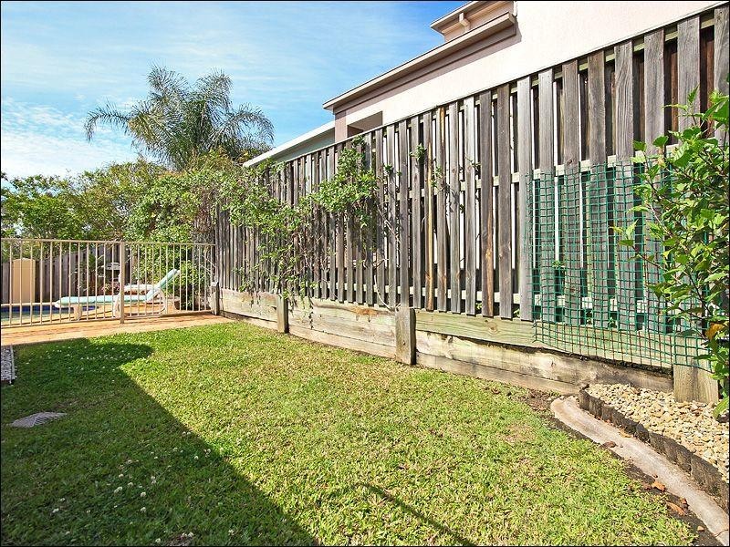 2 Highgate Lane, Robina QLD 4226
