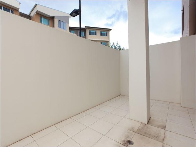 45/228 Varsity Parade, Varsity Lakes QLD 4227