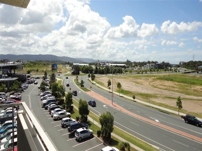 10/510 Christine Avenue, Robina QLD 4226