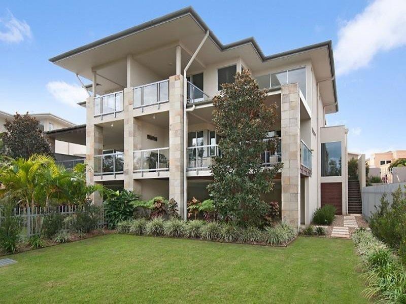 Villa 60 Nicklaus Court, Merrimac QLD 4226