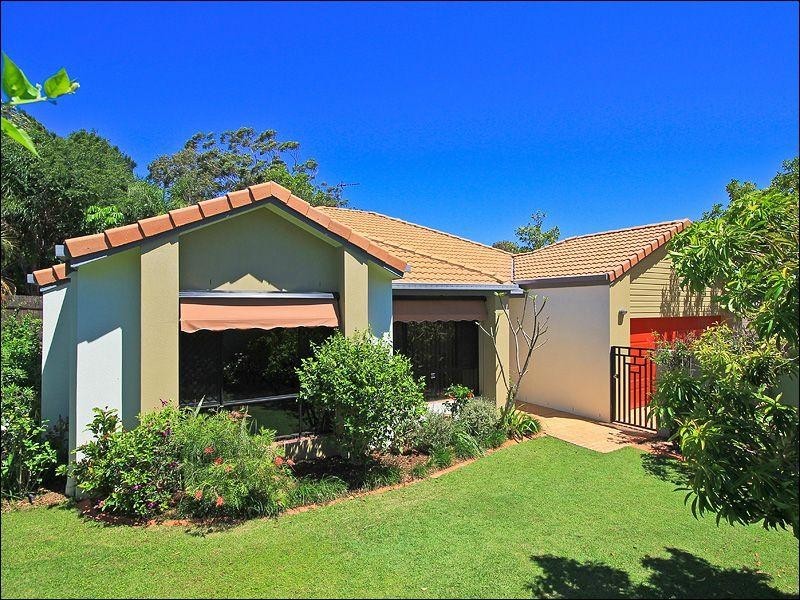 4 Balmain Street, Varsity Lakes QLD 4227