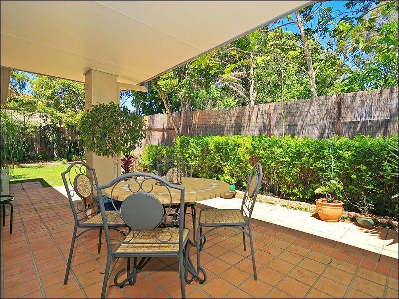 4 Balmain Street, Varsity Lakes QLD 4227