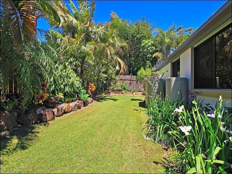 4 Balmain Street, Varsity Lakes QLD 4227