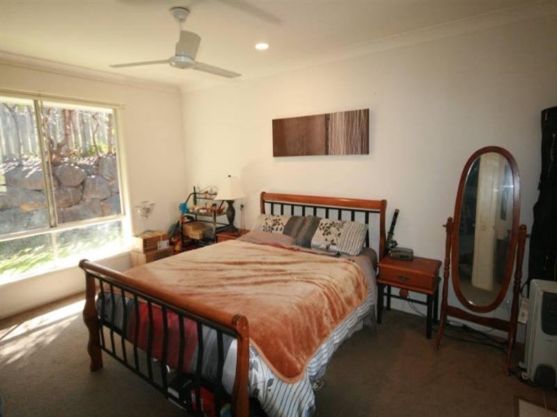 6 Elfin Street, Robina QLD 4226