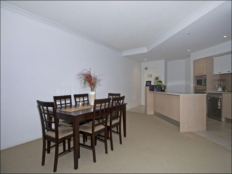 19/253 Varsity Parade, Varsity Lakes QLD 4227