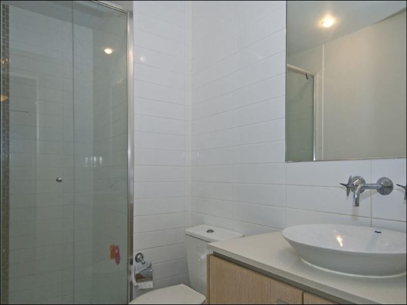 19/253 Varsity Parade, Varsity Lakes QLD 4227