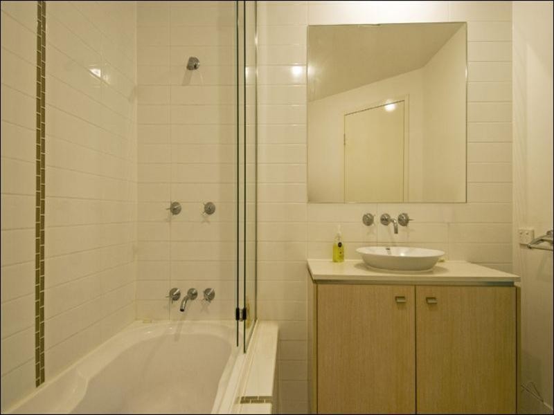 19/253 Varsity Parade, Varsity Lakes QLD 4227