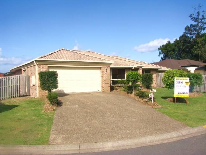 1 Yamie Avenue, Varsity Lakes QLD 4227