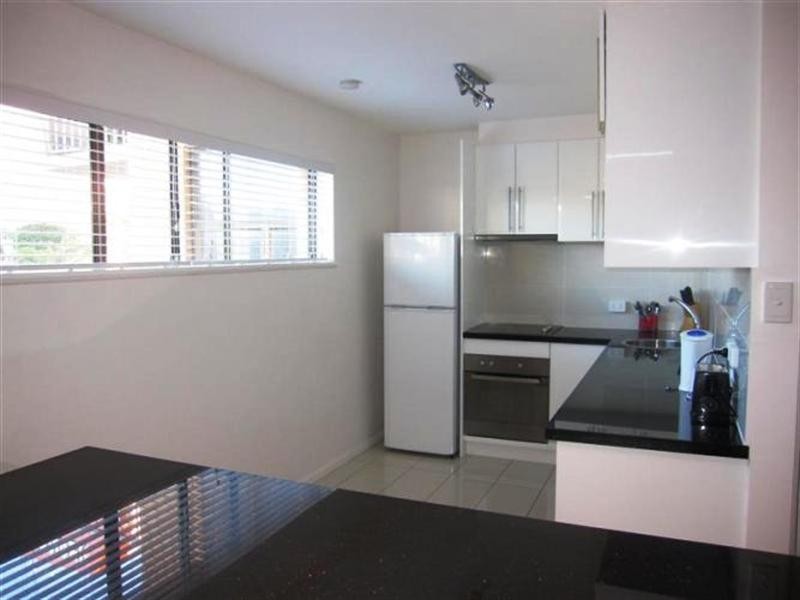 28/3049 Surfers Paradise Boulevard, Surfers Paradise QLD 4217