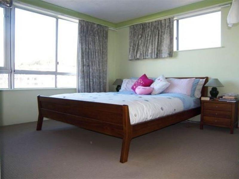 52 Goodwin Terrace, Burleigh Heads QLD 4220