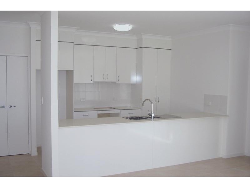 Varsity Lakes QLD 4227