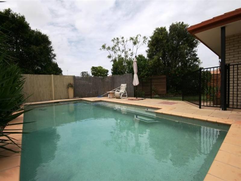 35 Merrilaine Crescent, Merrimac QLD 4226