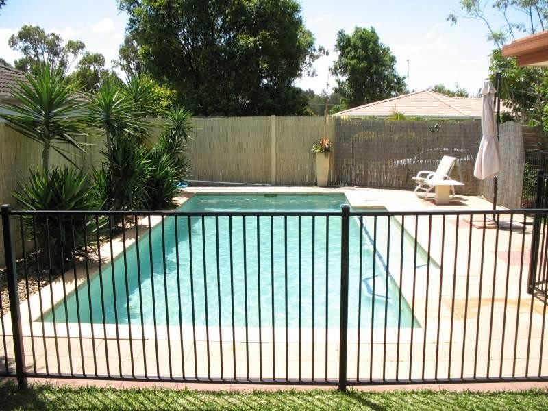 35 Merrilaine Crescent, Merrimac QLD 4226