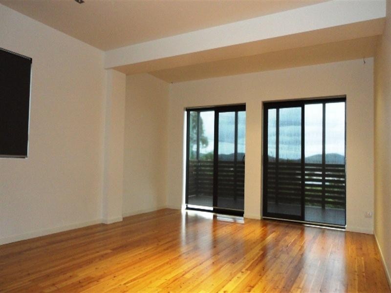 77 Paddington Drive, Carrara QLD 4211