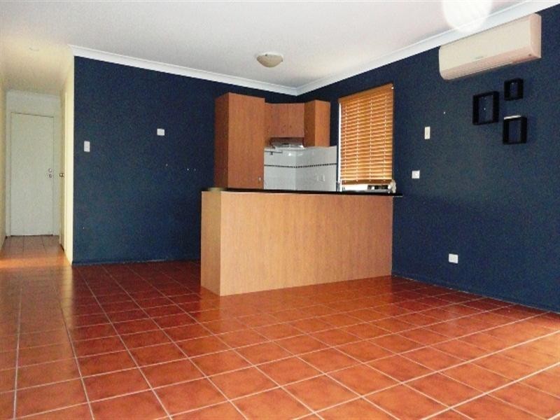 77 Paddington Drive, Carrara QLD 4211