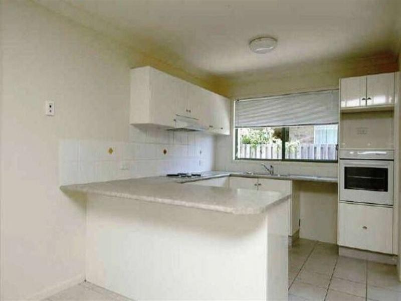 8 Tolai Court, Mudgeeraba QLD 4213