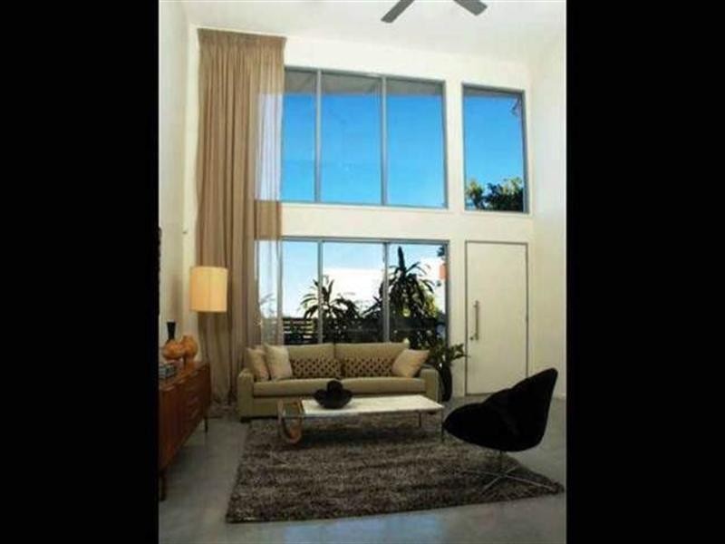 8 Watts Drive, Varsity Lakes QLD 4227