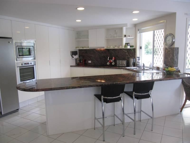 1 Cayman Drive, Clear Island Waters QLD 4226