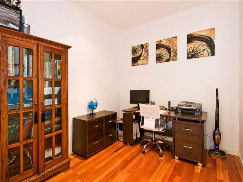 8002 Vista Drive, Benowa QLD 4217