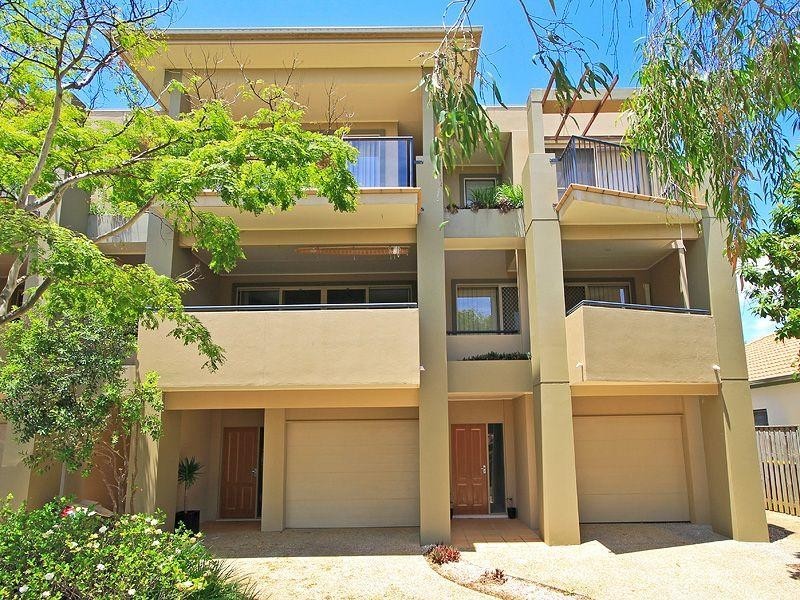 3/10 Glasshouse Drive, Varsity Lakes QLD 4227
