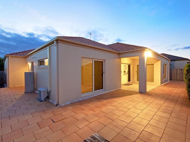 52 Bayswater Avenue, Varsity Lakes QLD 4227