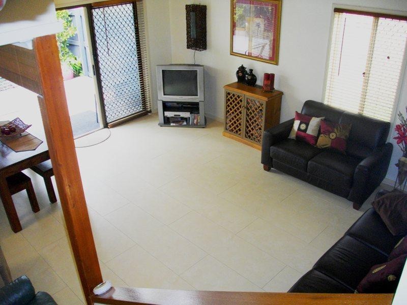 2/35A Grevillea Drive, Varsity Lakes QLD 4227