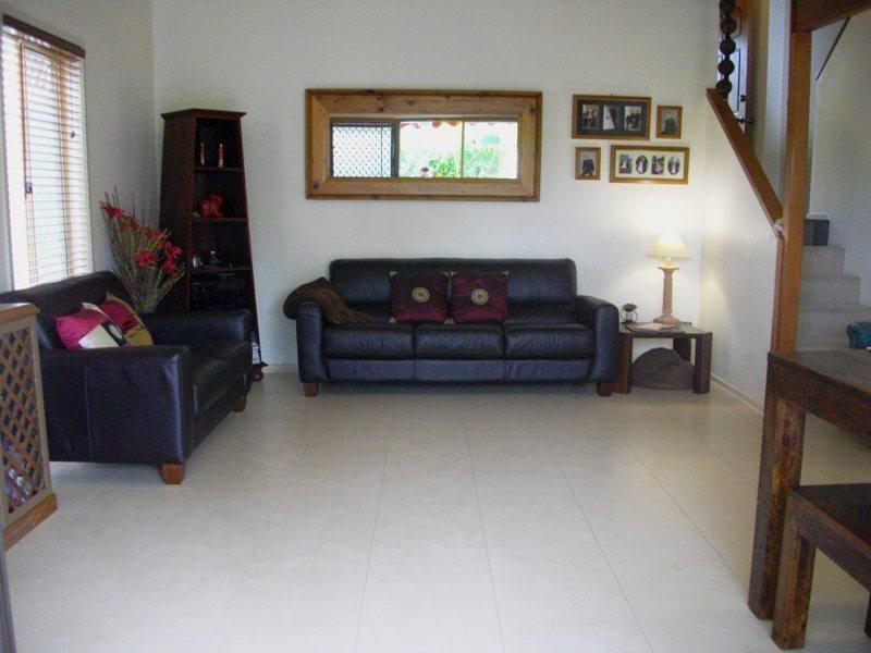 2/35A Grevillea Drive, Varsity Lakes QLD 4227