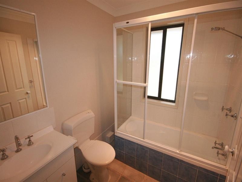 5 Andorra Place, Varsity Lakes QLD 4227