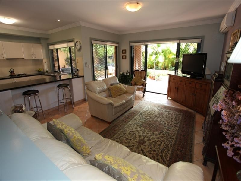 22/117 Palm Meadows Drive, Carrara QLD 4211