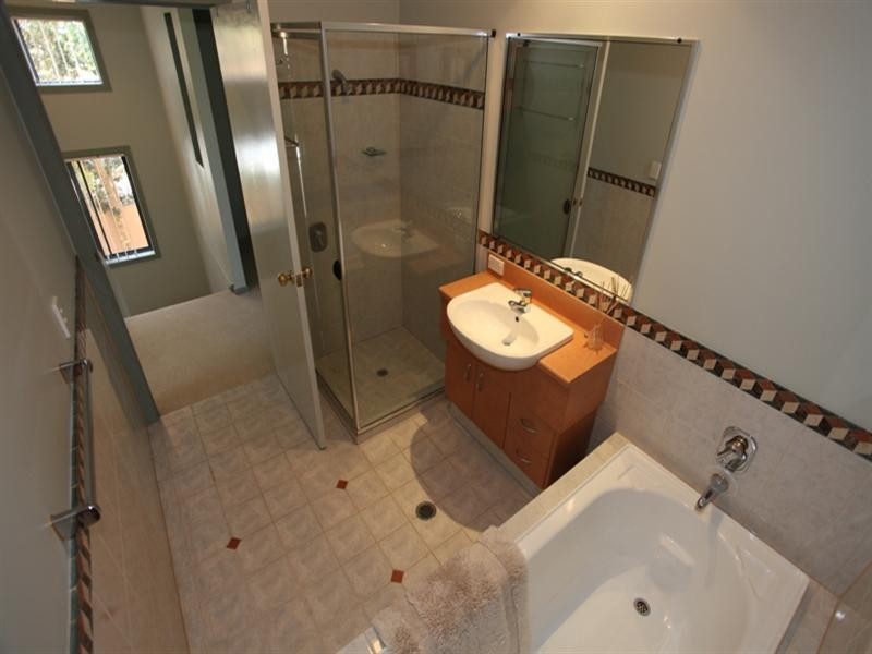 22/117 Palm Meadows Drive, Carrara QLD 4211