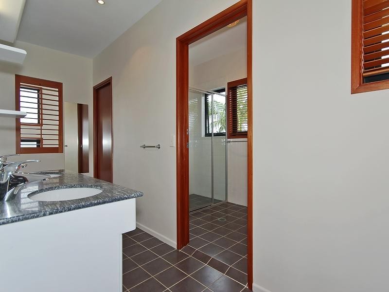 25A Swordfish Court, Palm Beach QLD 4221