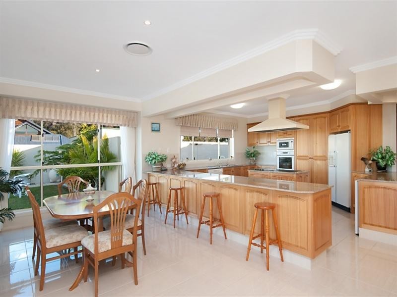 23 Red Oak Drive, Tallai QLD 4213