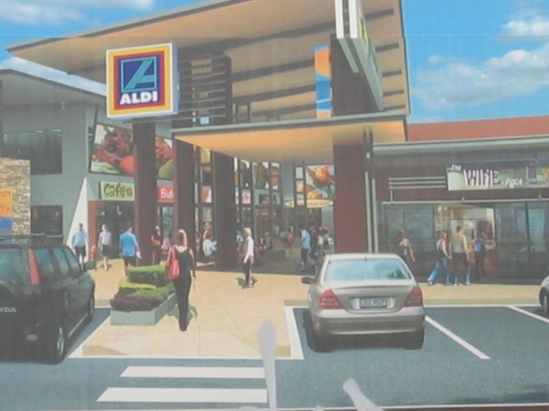 8 CAPE MARTIN Lane, Varsity Lakes QLD 4227