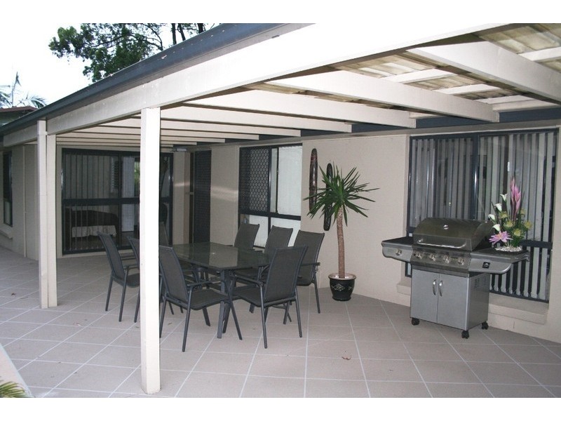 27 Regency Place, Mudgeeraba QLD 4213