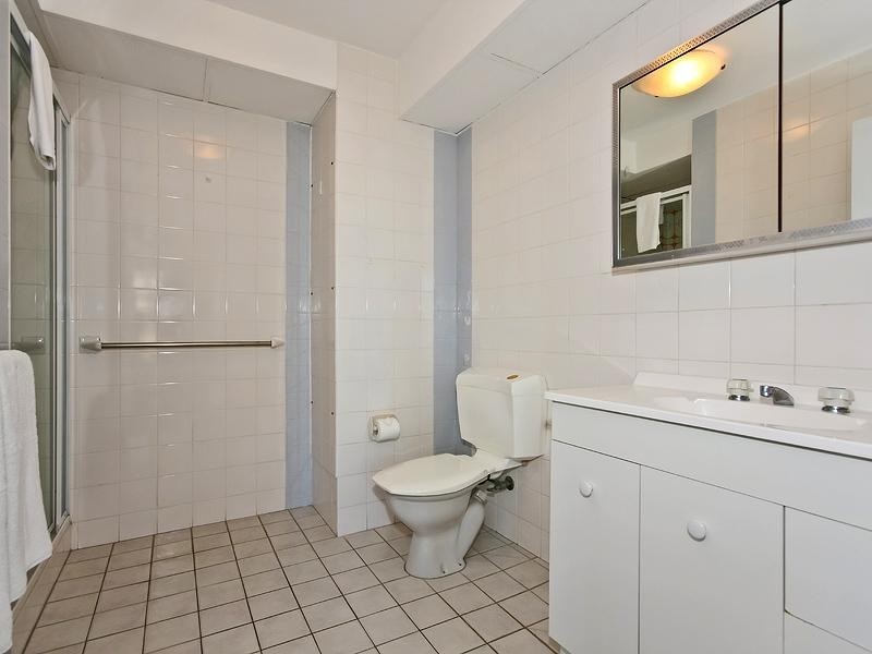 5B/2 RIVERVIEW Parade, Surfers Paradise QLD 4217