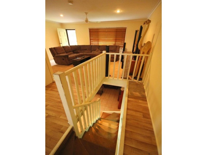 8 The Grange, Nerang QLD 4211