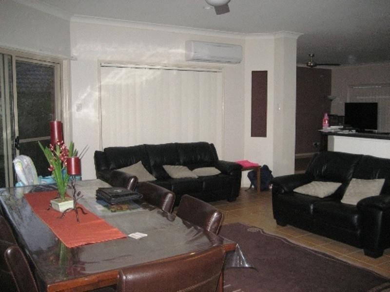 45 Lantau Crescent, Varsity Lakes QLD 4227