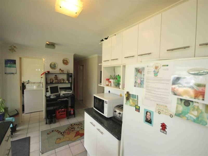 17 Plum Parade, Nerang QLD 4211
