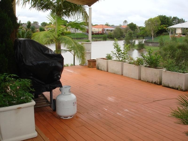 41 GARDENDALE Crescent, Burleigh Waters QLD 4220