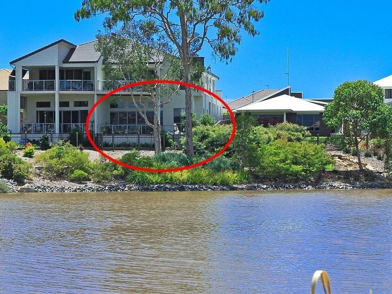 2/7 Saleya Drive, Varsity Lakes QLD 4227